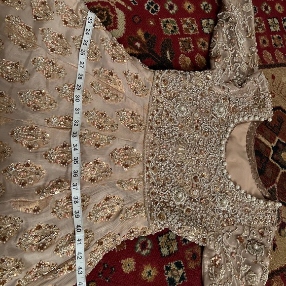 Gold Pakistani Wedding dress - Picture 12 of 16